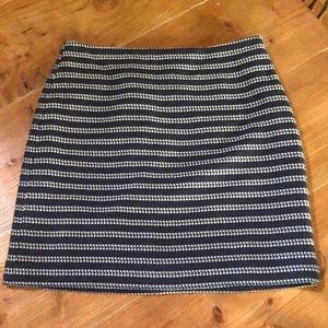LOFT Petites Blue Black Ivory Textured Lined Skirt Size 6P Rear Zip Closure
